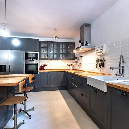 Apartamento Elegante Diseno Junto A La Playa Con Piscina